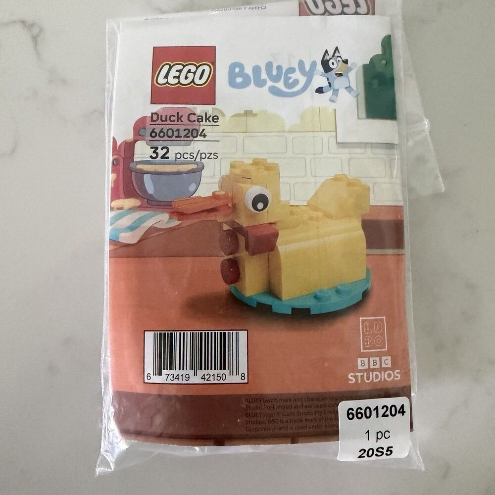 LEGO Bluey Duck Cake GWP 32 pcs Promo Set 6601204 Barnes And Noble NEW IN HAND